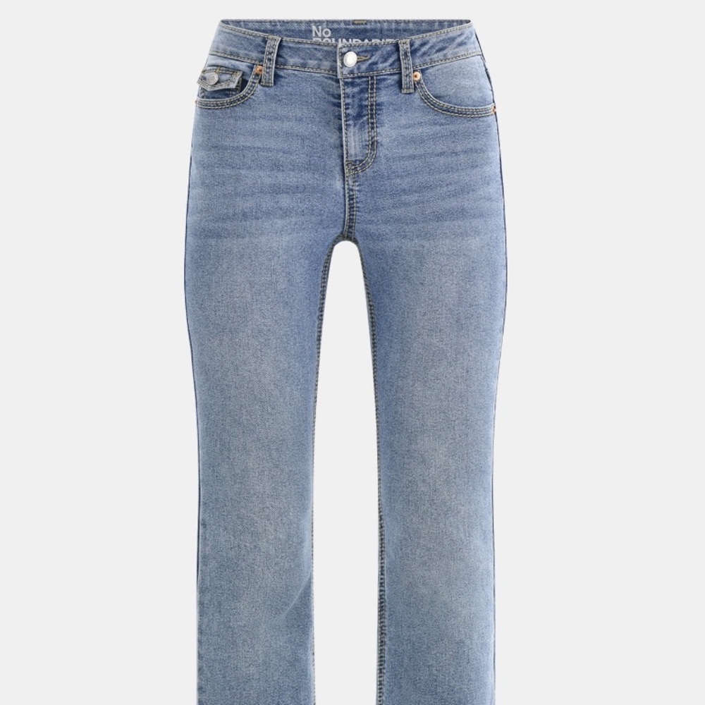 No Boundaries  Women’s Stretch Denim Bootcut Jeans